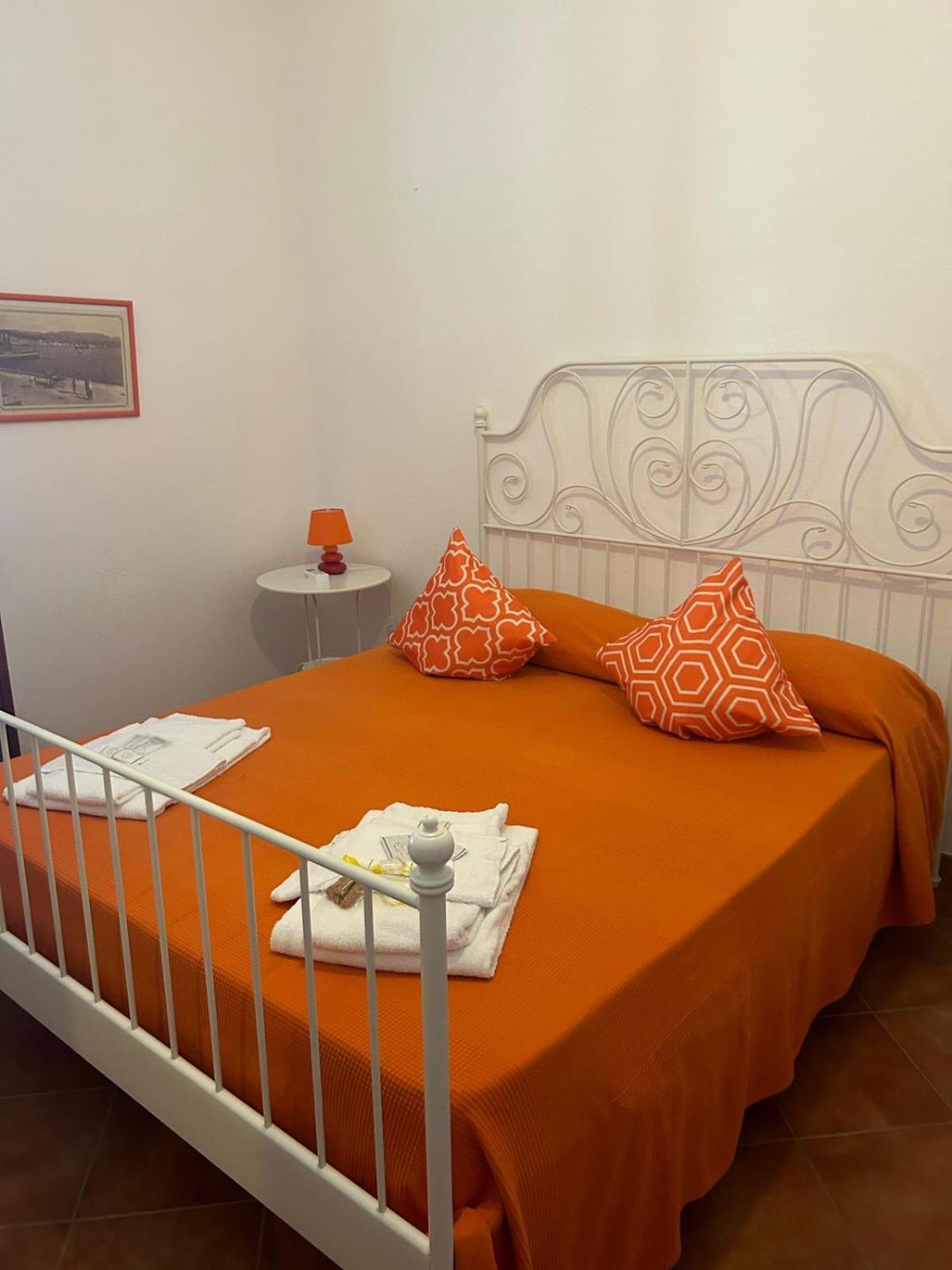 Salina Castel Vinci Villa Rinella Rom bilde